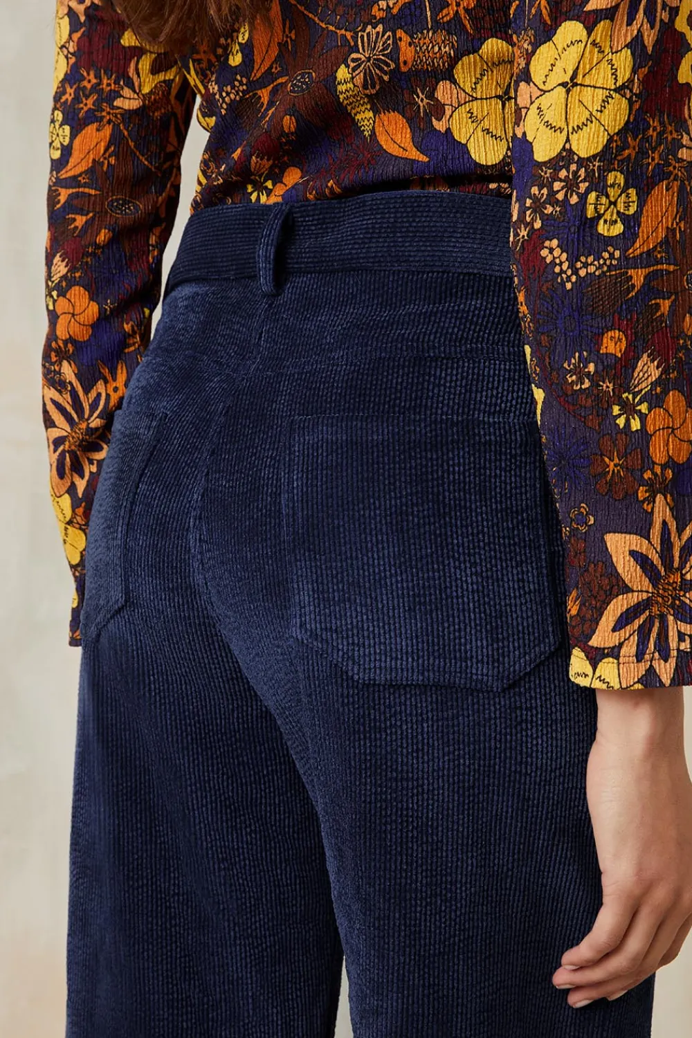 Pantalon Idéaliste en velours Bleu nuit<Soi Paris Cheap